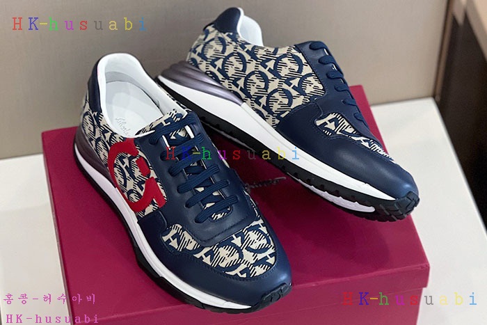 NEW 페라가모 스니커즈 신상 F 925110