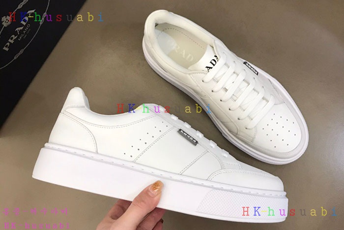 NEW 프라다 스니커즈 신상 P 2423351
