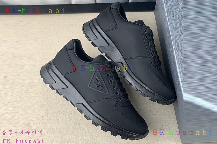 NEW 프라다 스니커즈 신상 P 245519