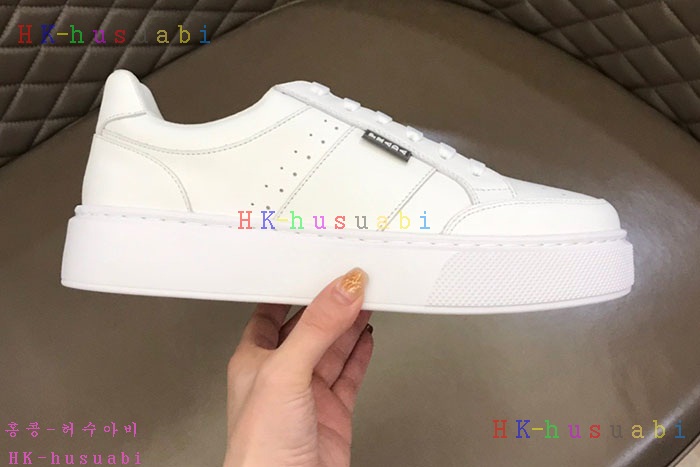 NEW 프라다 스니커즈 신상 P 2423351