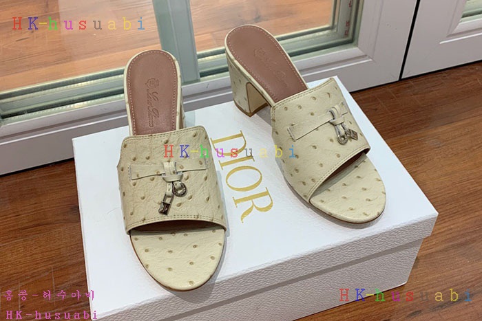 NEW 로로피아나 신발 신상 L 552810