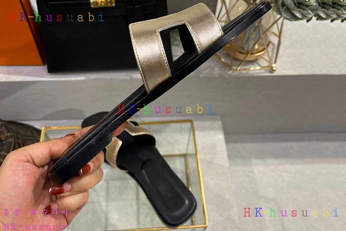 NEW 에르메스 신발 신상  H 5528415