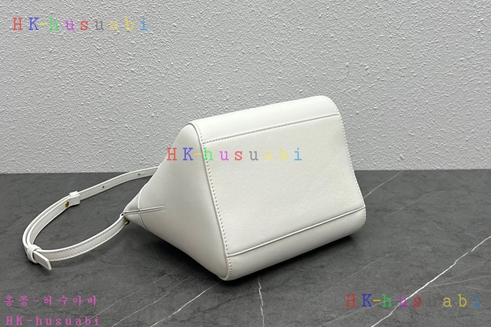 ★미러급★로에베 해먹 너겟백 L7442010