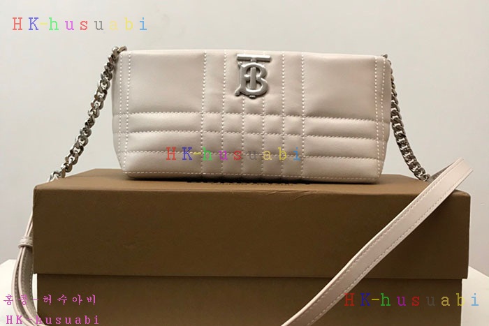 ★미러급★버버리 스몰 퀼팅  소프트 롤라 백 80462271
