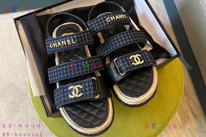 NEW  샤넬 샌들 신상 C 355105