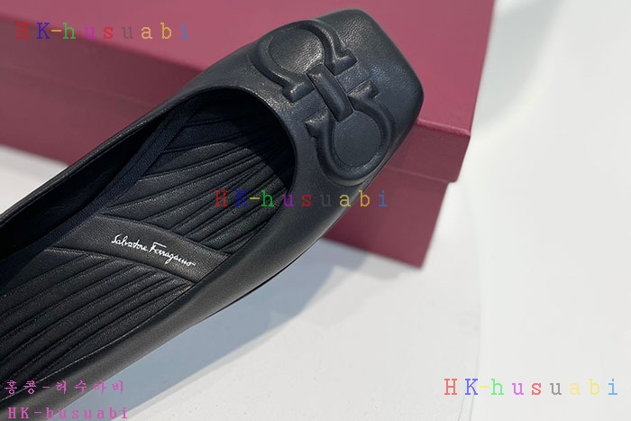 NEW 페라가모 신발 신상 F 5521141