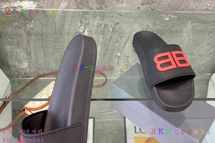 NEW  발렌시아가 신발 신상 B 1143303