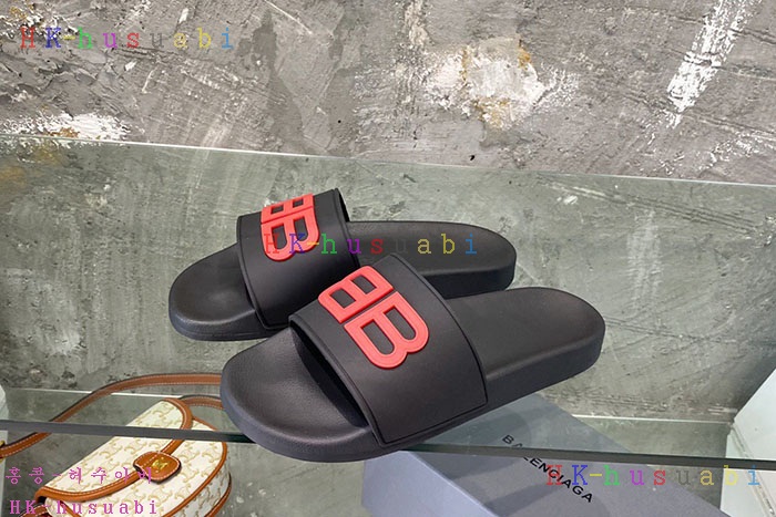NEW  발렌시아가 신발 신상 B 1143303