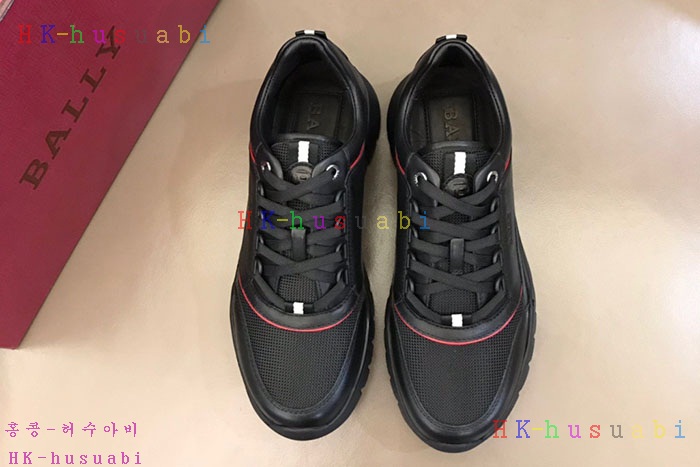 NEW  발리 스니커즈 신상 B 552404