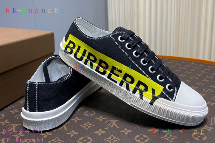 NEW  버버리 스니커즈 신상 BB  4415511