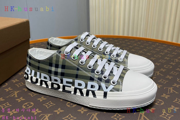 NEW  버버리 스니커즈 신상 BB  4415507