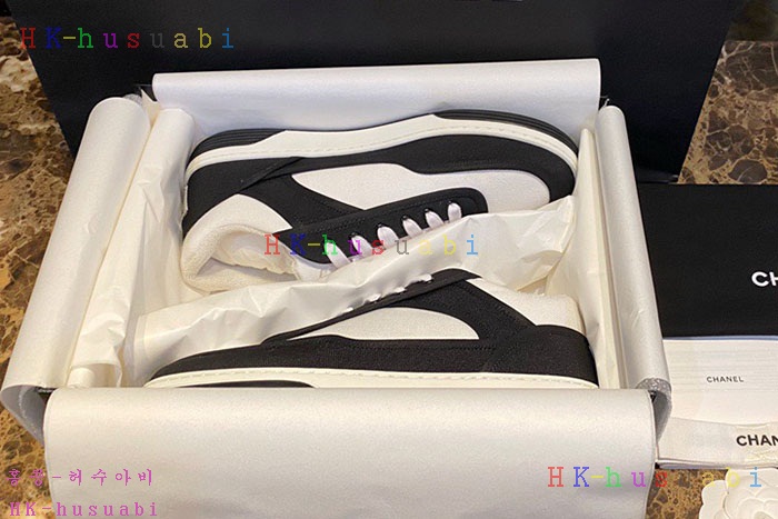 NEW 샤넬 스니커즈 신상 C 552713