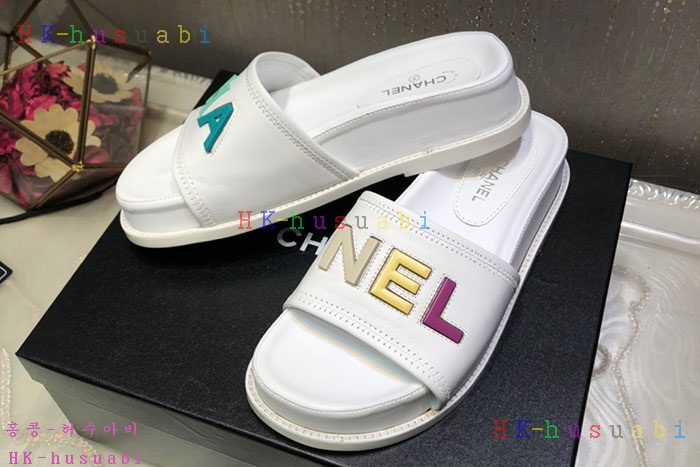 NEW 샤넬 슬리퍼 신상 C 530014