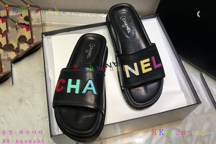 NEW 샤넬 슬리퍼 신상 C 530015