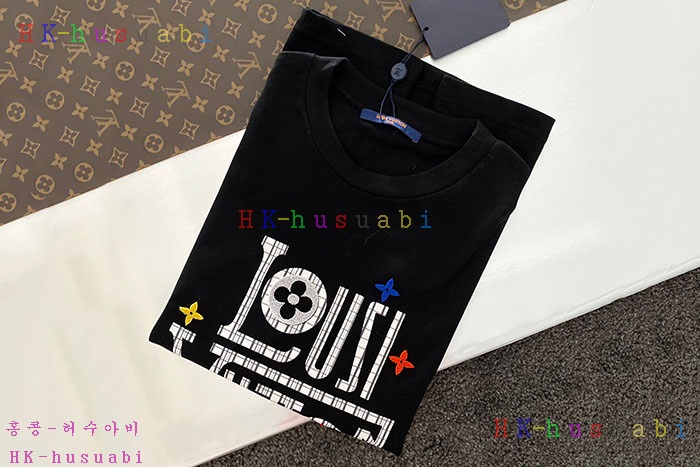 NEW 루이비통 반팔티 신상 LV 111420