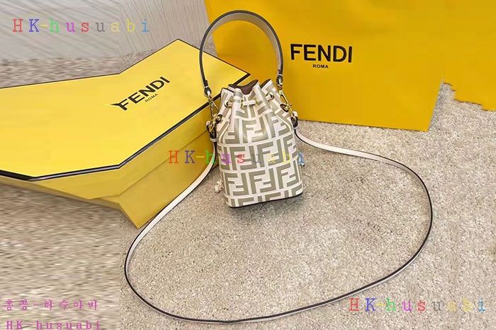 ★미러급★펜디 몬트레조 버킷백 FD 33250
