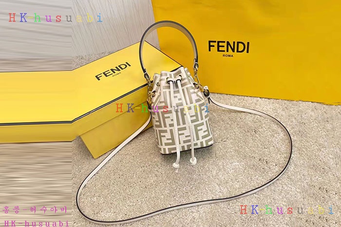 ★미러급★펜디 몬트레조 버킷백 FD 33250
