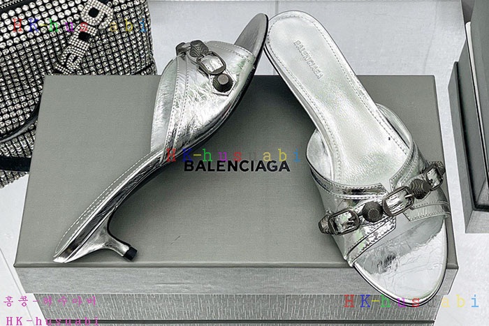 NEW 발렌시아가 샌들 신상 B 662600