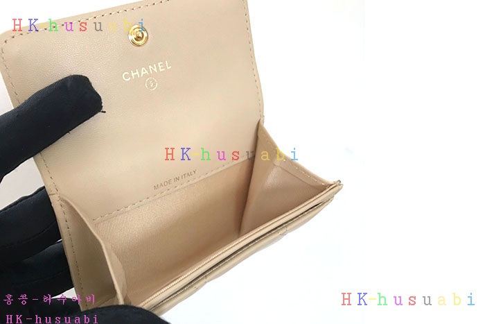 ★미러급★샤넬 19 플랩 카드 홀더 램스킨 메탈 AP1790-3