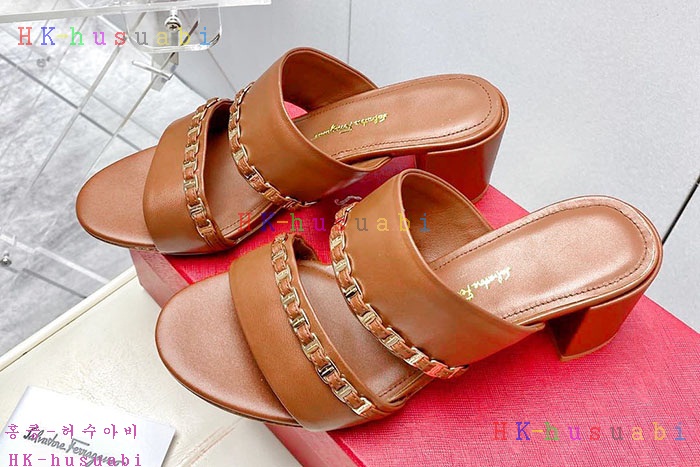 NEW  페라가모 샌들 신상 F 9992523
