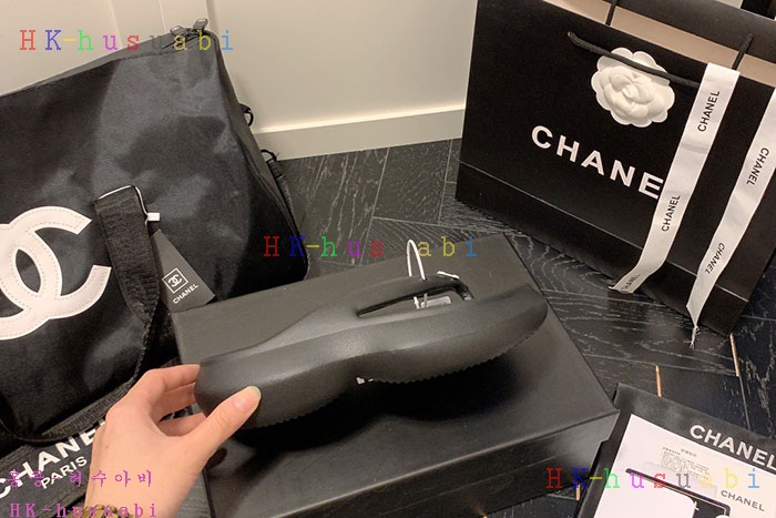 NEW 샤넬 샌들 신상 C 682402