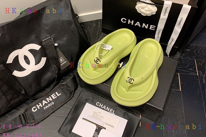 NEW 샤넬 샌들 신상 C 682403
