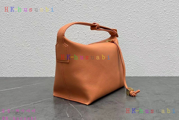 ★미러급★로에베 레더 쿠비백  6652220