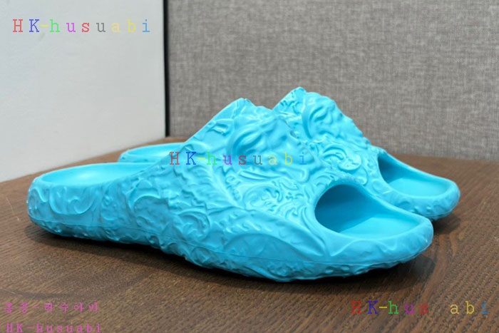 NEW 베르사체 샌들 신상 V 4241113