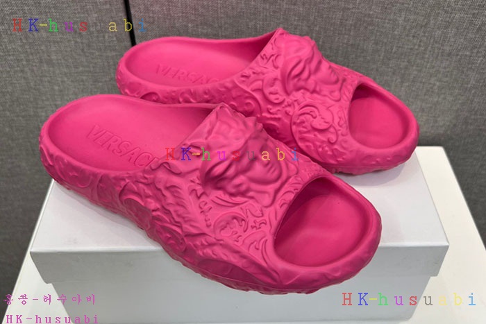 NEW 베르사체 샌들 신상 V 4241114