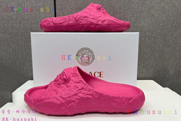 NEW 베르사체 샌들 신상 V 4241114