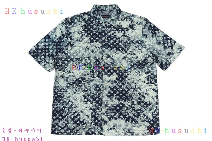 NEW 루이비통 반팔티 신상 LV 4488501