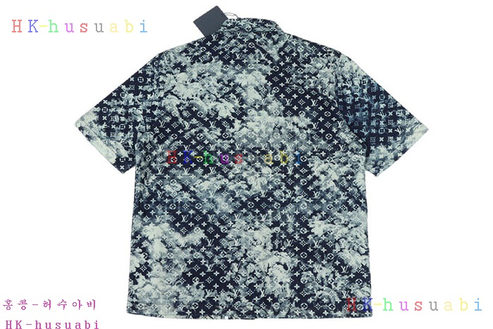 NEW 루이비통 반팔티 신상 LV 4488501