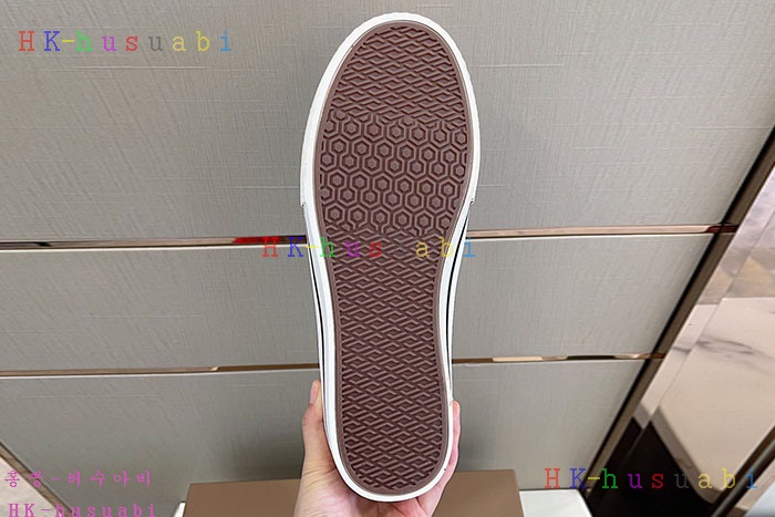 NEW 버버리 신발 신상 B 8333300