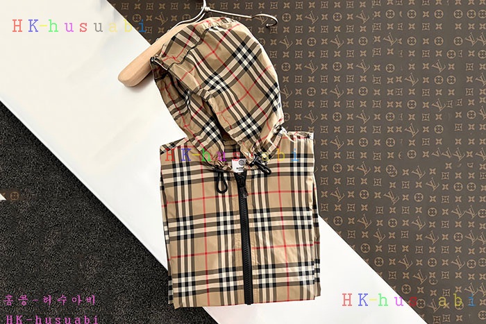 NEW 버버리 자켓 신상 B 935504