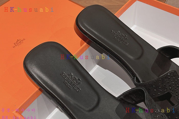 NEW 에르메스 샌들 신상 H 524128