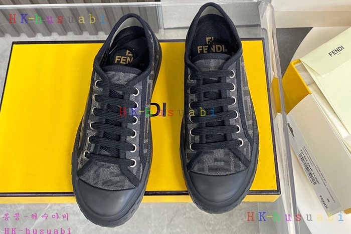 NEW 펜디 신발 신상 FD 824703