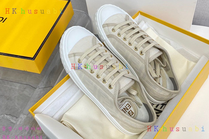 NEW 펜디 신발 신상 FD 824701