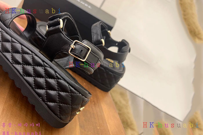 NEW 샤넬 샌들 신상 C 525703