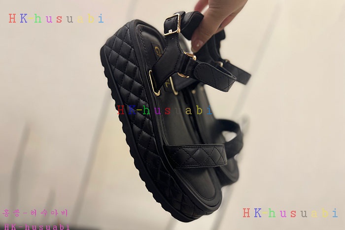 NEW 샤넬 샌들 신상 C 525703