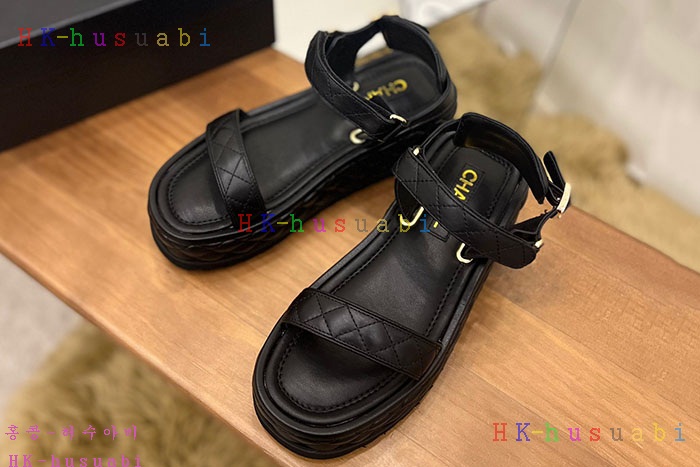 NEW 샤넬 샌들 신상 C 525703