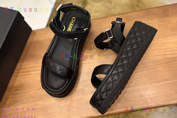 NEW 샤넬 샌들 신상 C 525703