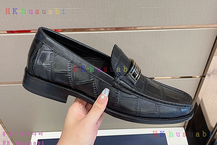NEW 디올 신발 신상 DR 677426