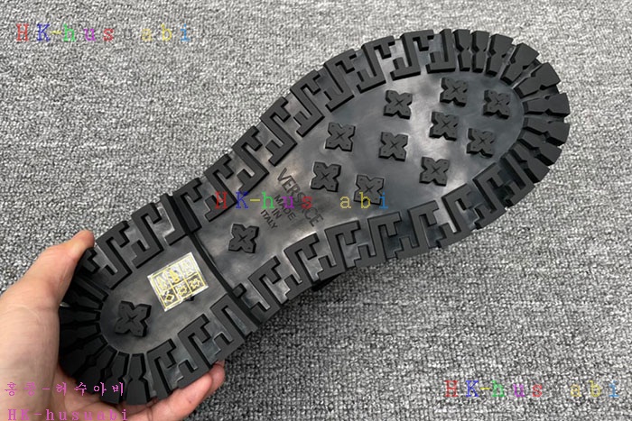 NEW 베르사체 신발 신상 V 5524007