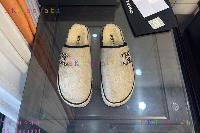 NEW 샤넬 신발 신상 C 682320