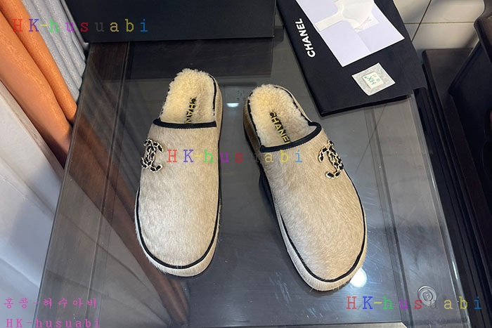 NEW 샤넬 신발 신상 C 682320