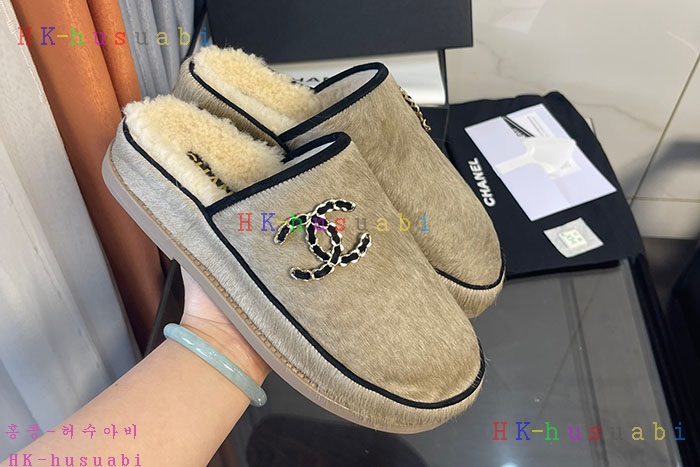NEW 샤넬 신발 신상 C 682320