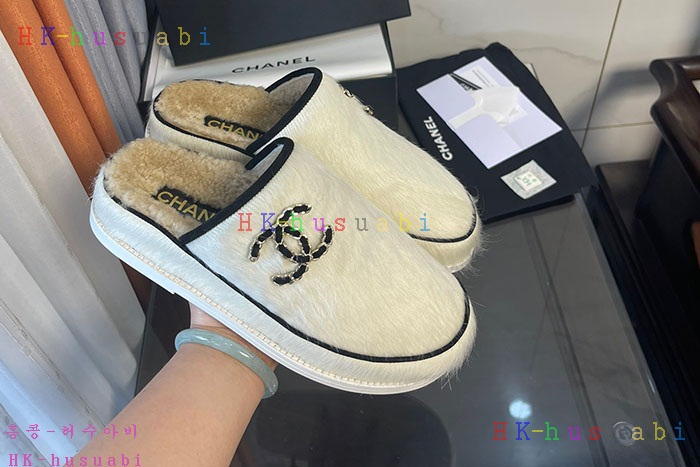 NEW 샤넬 신발 신상 C 682322