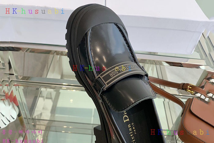 NEW 디올 신발 신상 DR 553320