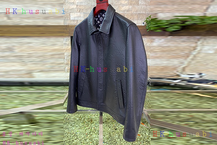 NEW 루이비통 가죽자켓  신상 LV 884231