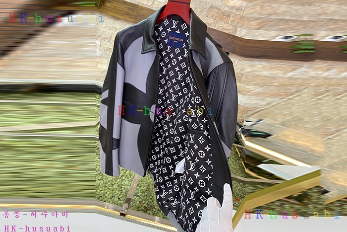 NEW 루이비통 가죽자켓  신상 LV 884235